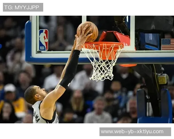 马刺三四号位优势显著文班异军突起让雷霆防线崩溃